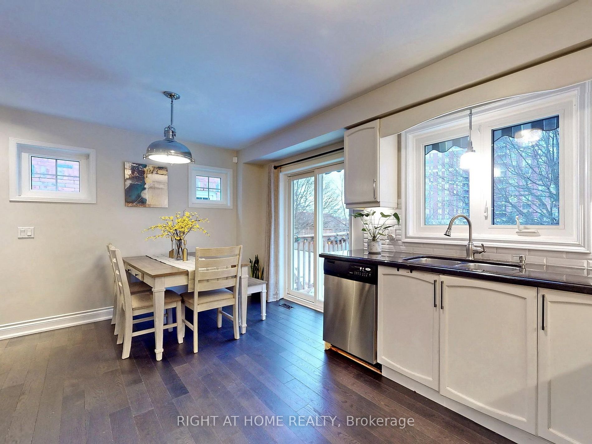 51 Northern Heights Dr 16B