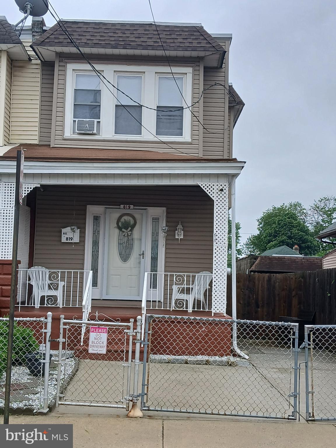 819 Lois Ave  