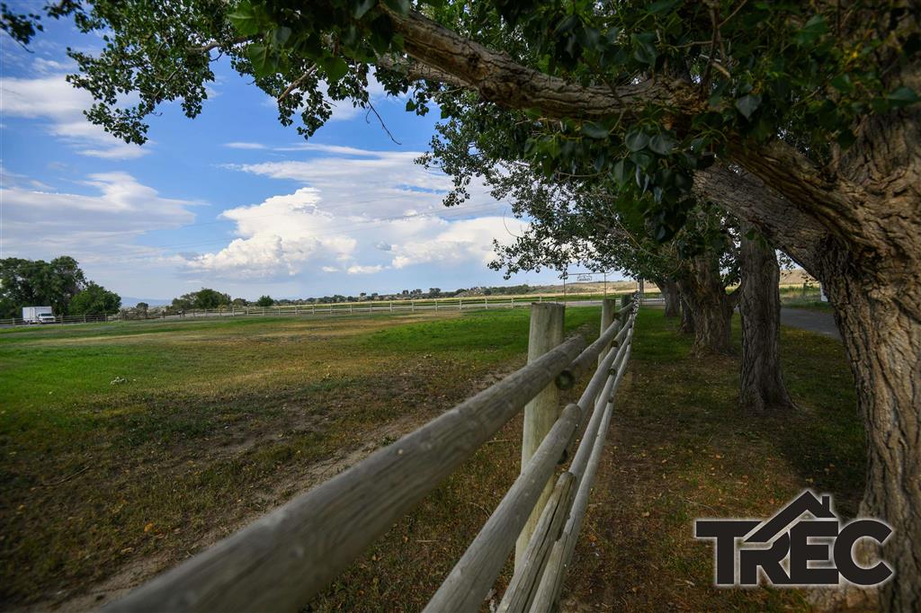 1040 Road 1