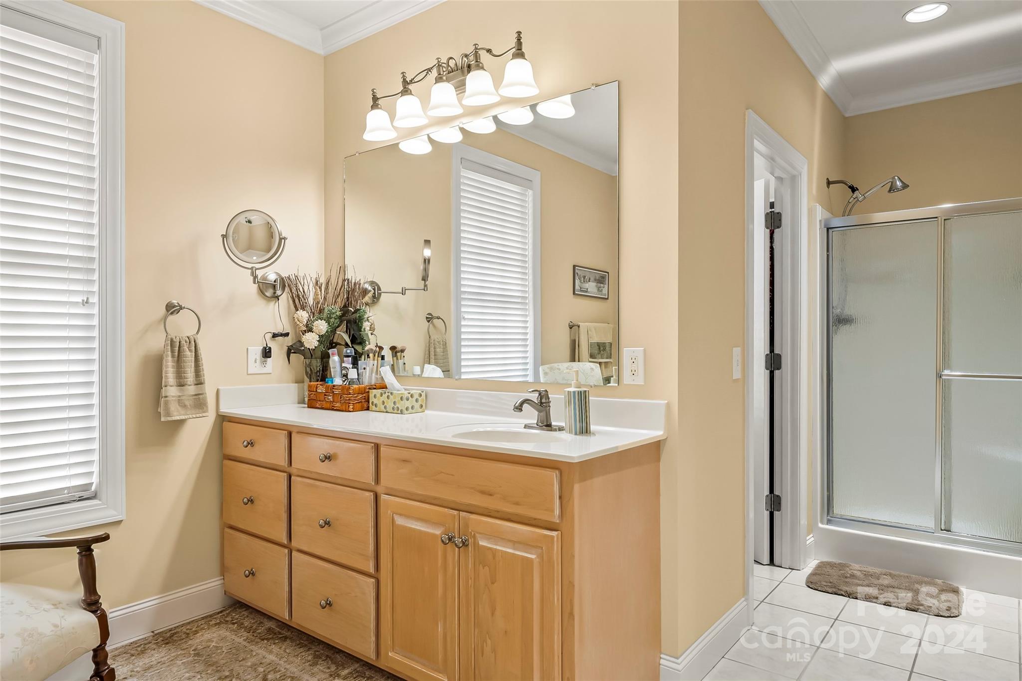 107 Crosscreek Drive