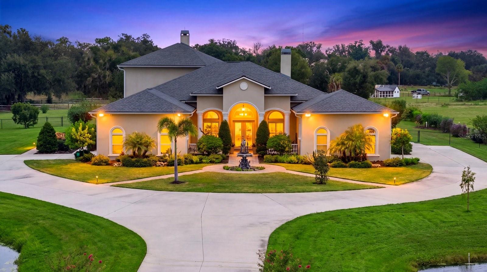 520 Rye Road NE, Bradenton, FL