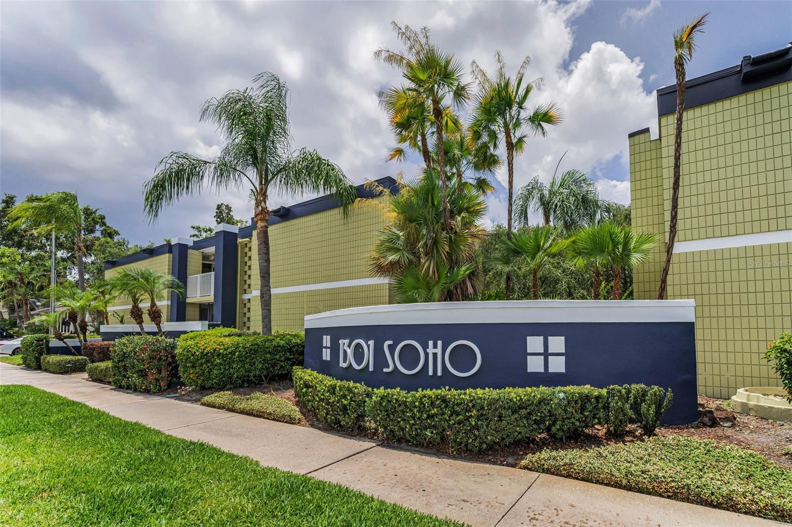 1301 S Howard Avenue A22