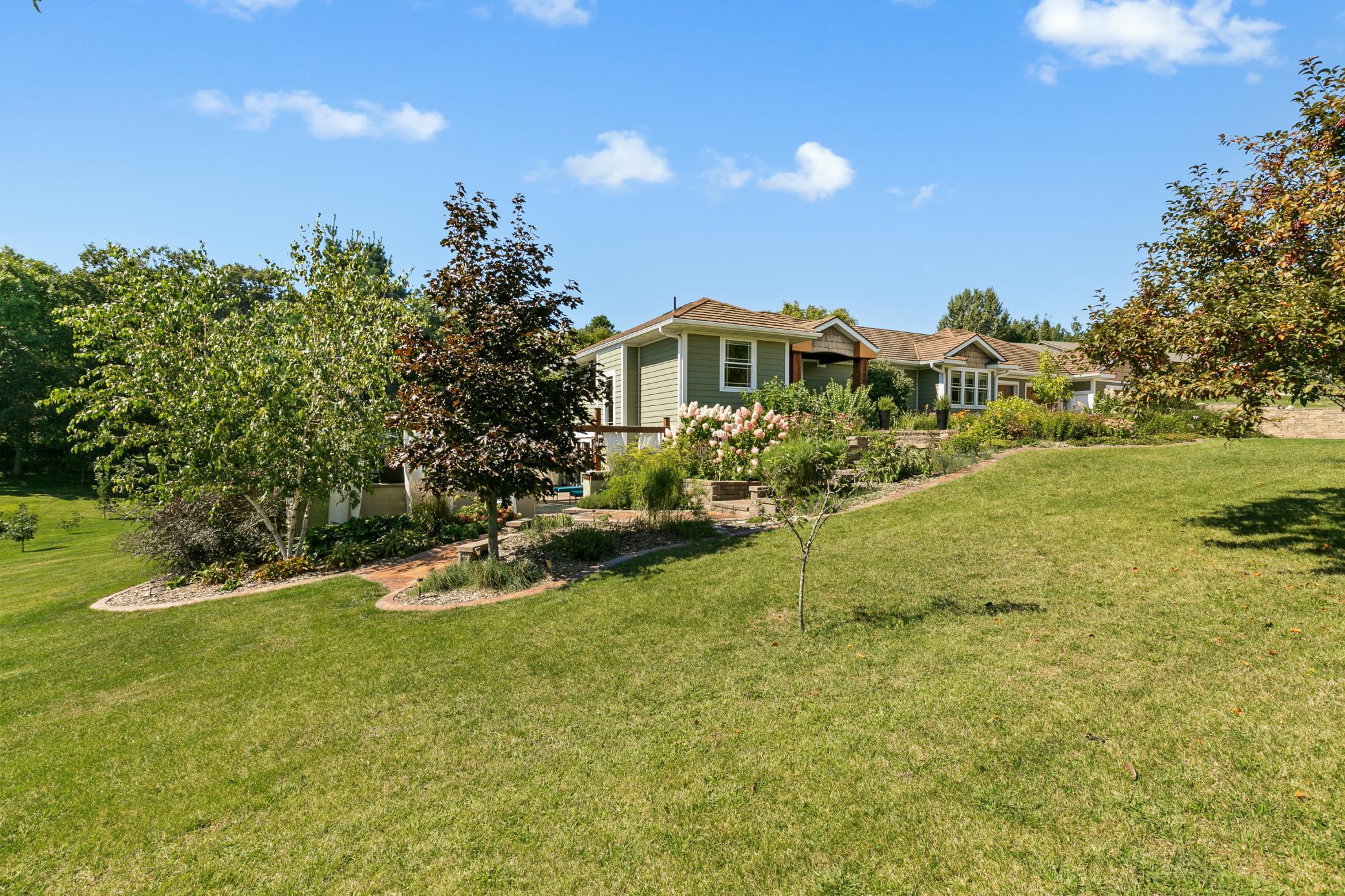 20942 Marshfield Circle