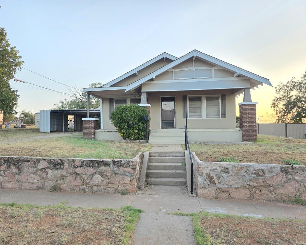 407 Hickory
