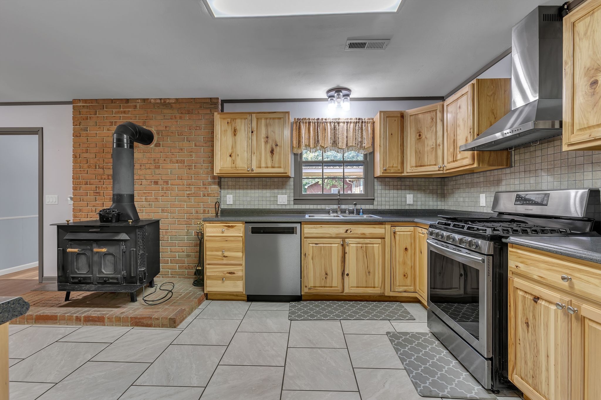 136 Park Circle