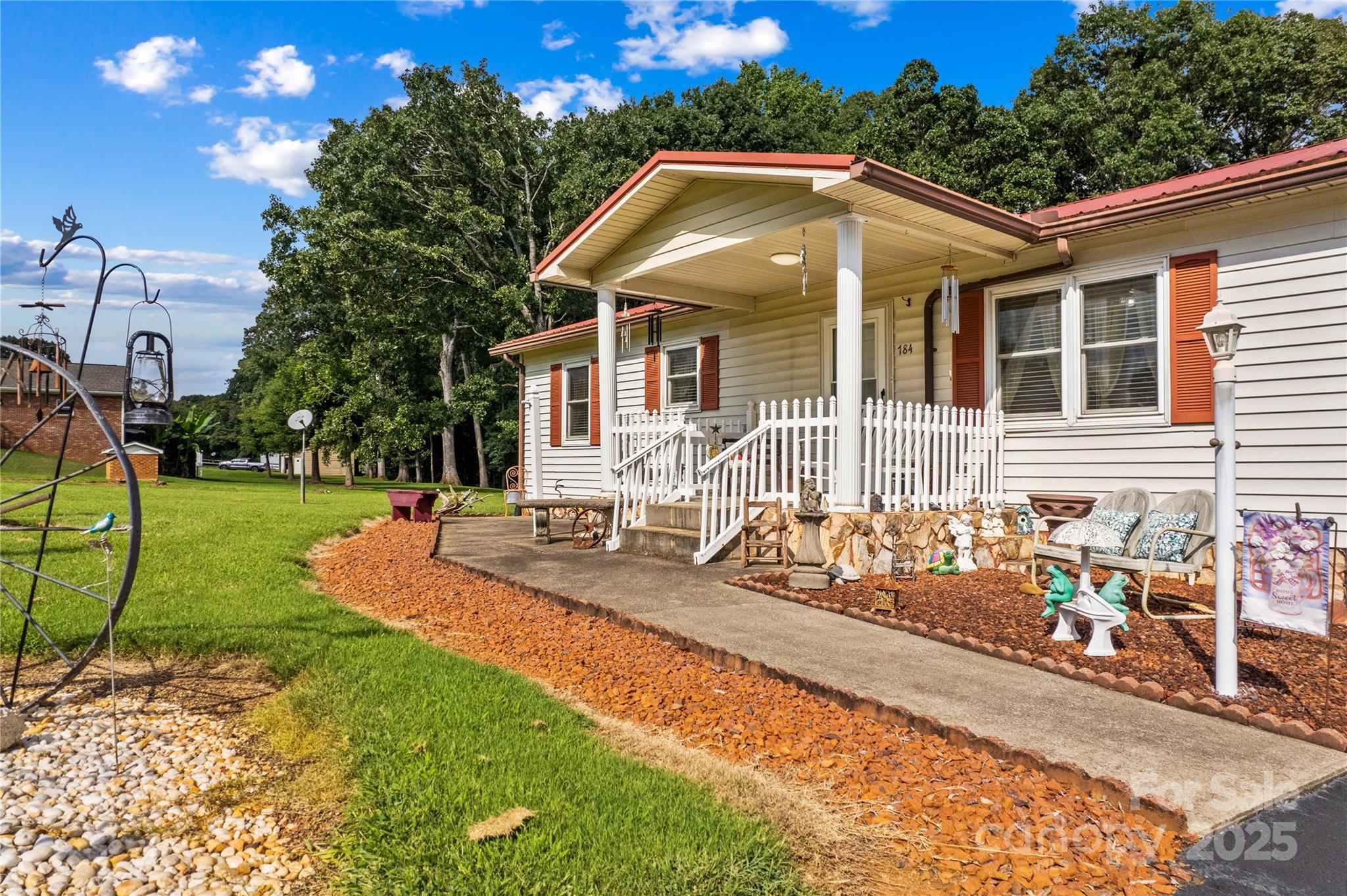 784 Whites Farm Road