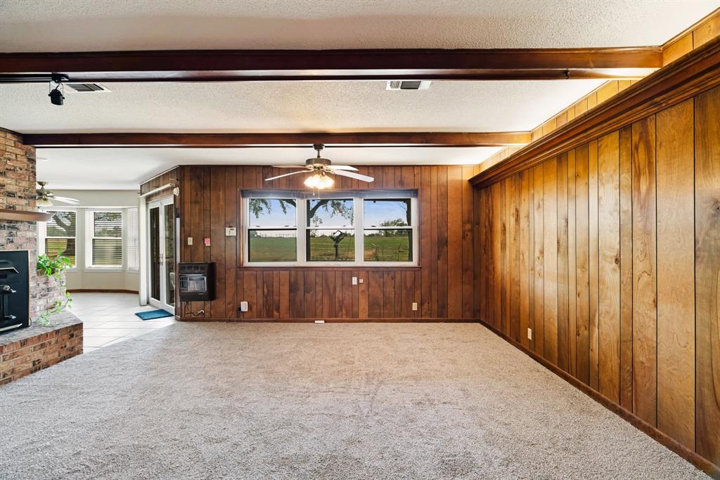 7484 Highway 271 S