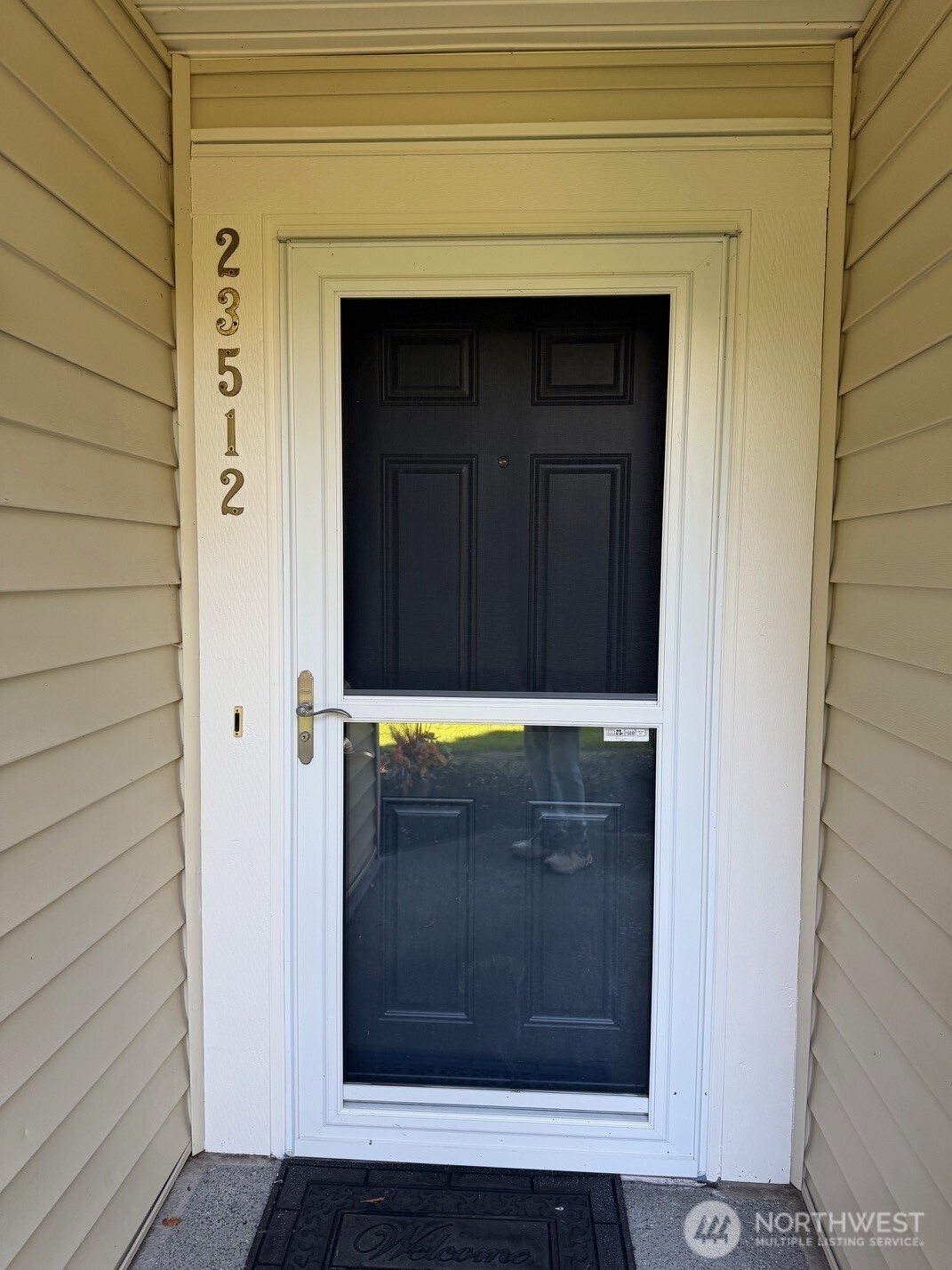 Gorgeous 1st floor corner unit with Lake & Mountain views. Lovely flowing floorplan with remodeled Kitchen & custom countertops. Primary has walk in closet and new double sinks. This 2BR 2 Full bath main floor unit has a wood burning fireplace, lovely patio and also has secure 1 car attached garage. Close in access to mass transit, walking trails and shops.  Come see this one today!