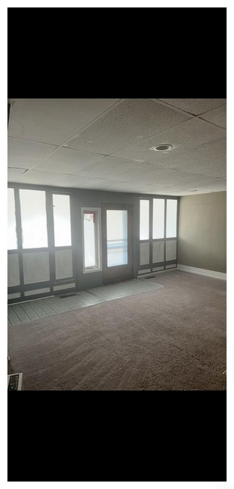 135 W Main Street 6