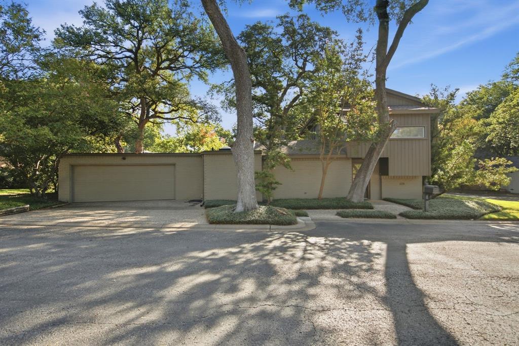 6128 Plum Valley Place