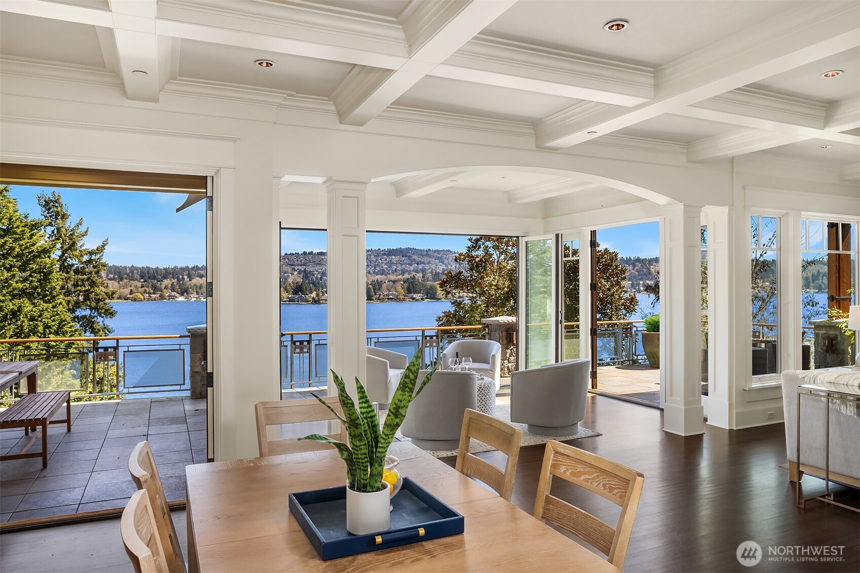 Enjoy unforgettable meals with the lake glowing just beyond your table.  Flow out afterwards and sit back and take in the fresh Washington air.