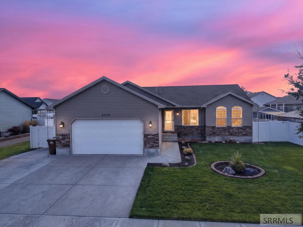 4543 Hershey Loop