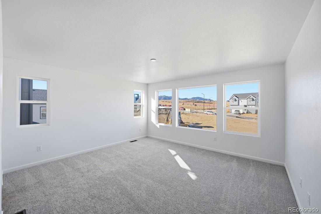 16955 W 92nd Loop
