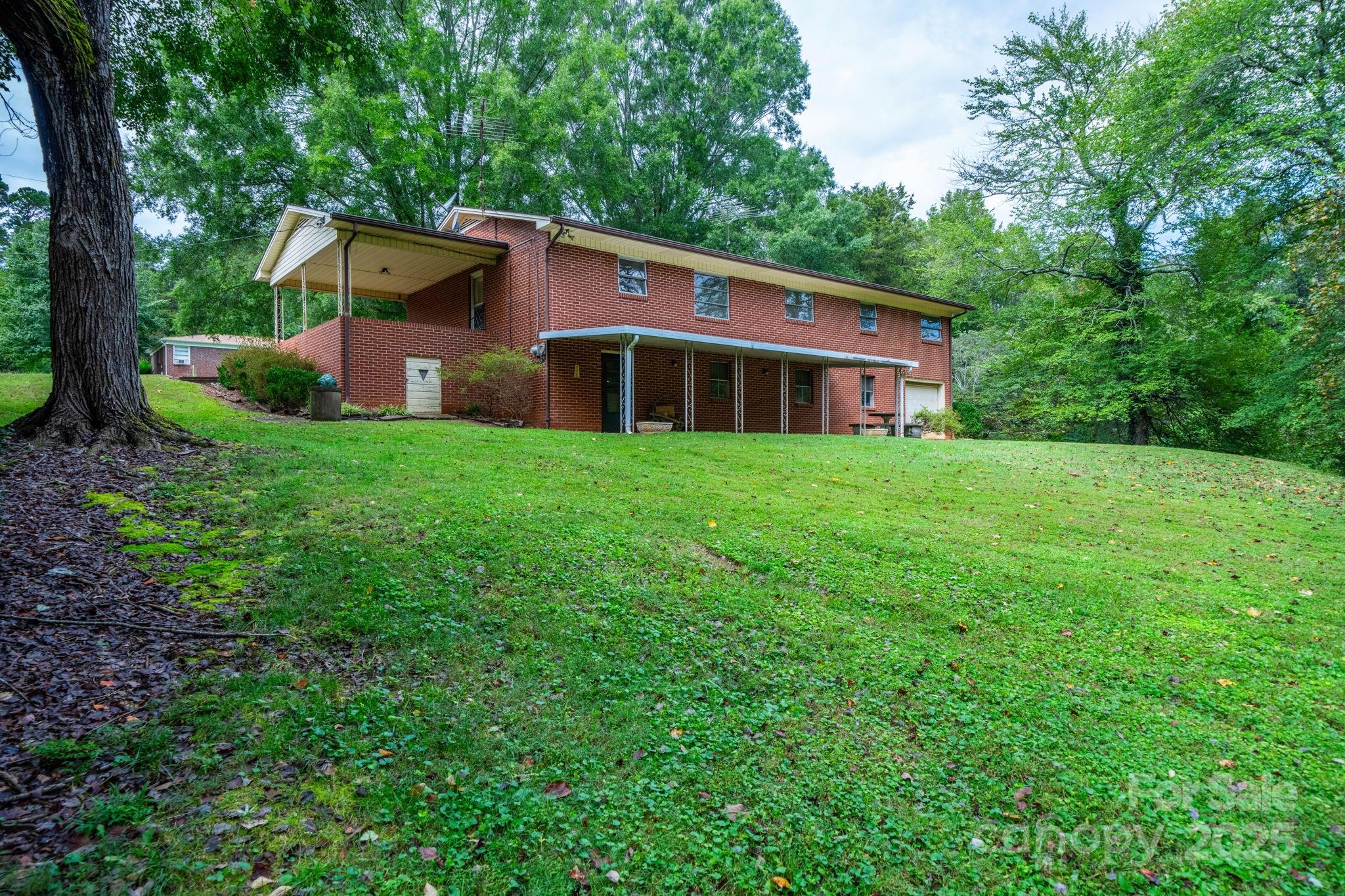 4955 Midway Sand Road