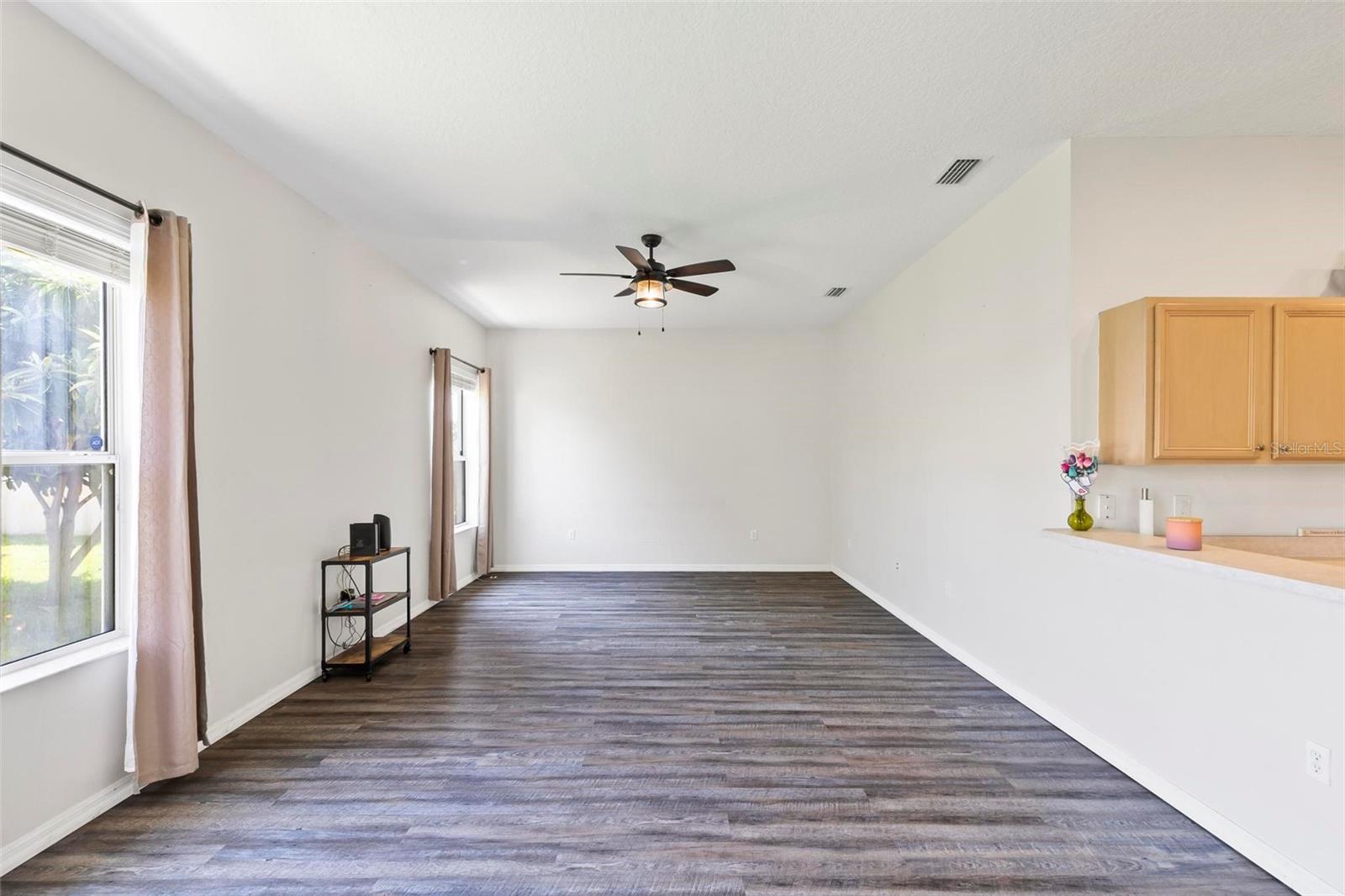 18 Buttonwood Lane
