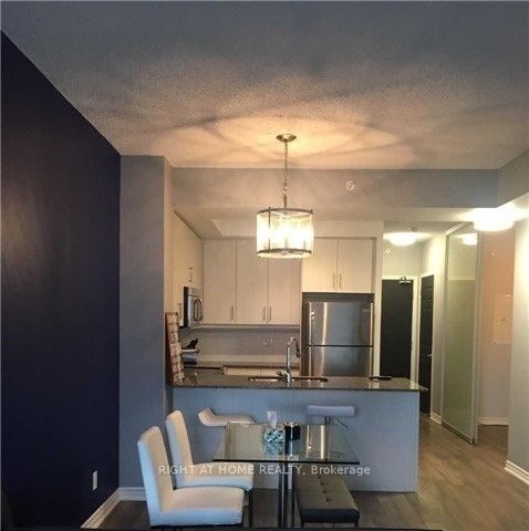 15 James Finlay Way 601