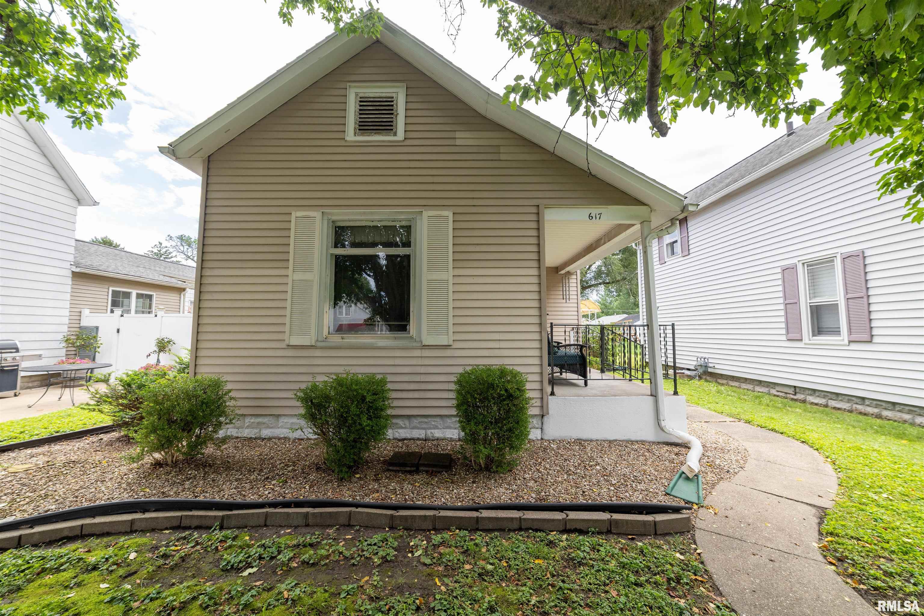 Move-in ready and well maintained, this super neat and tidy 2-bedroom, 1-bath home offers comfortable living inside and out. Enjoy morning coffee on the inviting front porch or spend evenings relaxing on one of two backyard patios, including a covered patio perfect for entertaining. The detached 1-car garage provides additional storage and convenience. Recent improvements include a roof (2020), updated electric panel (2021), new bathroom water lines, kitchen sink hardware, and garbage disposal. Whether you're searching for a first home, looking to downsize, or seeking a low-maintenance investment property, this charming home checks all the boxes.