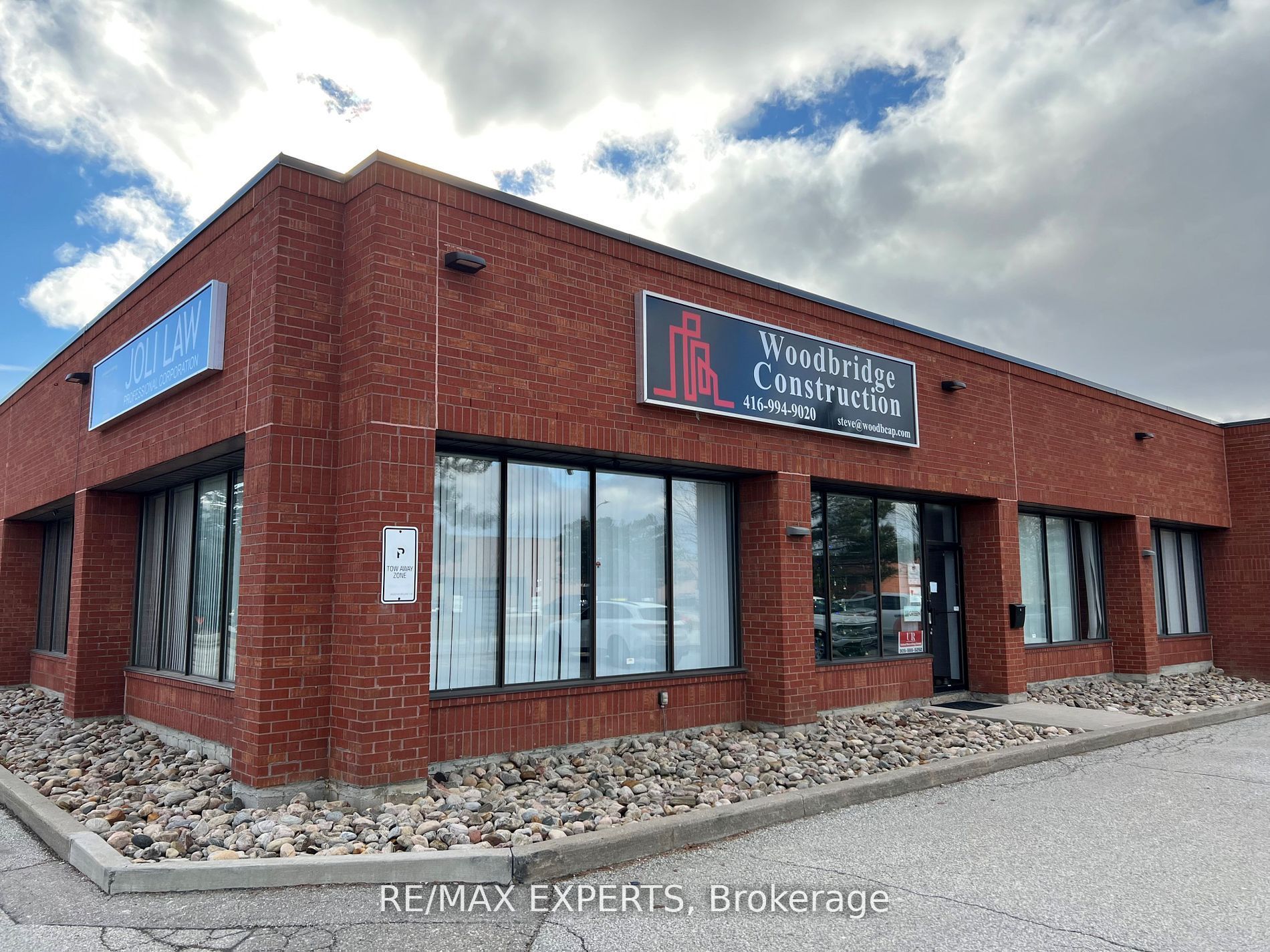 100 Marycroft Ave 1