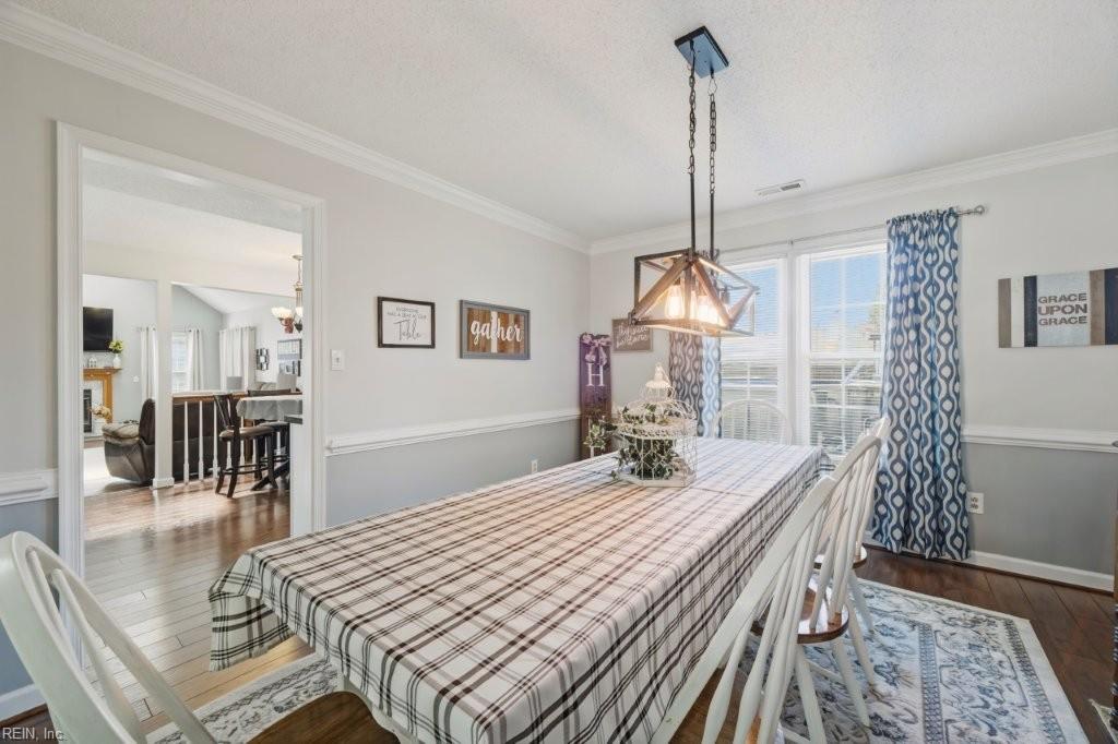 220 Dunn Circle