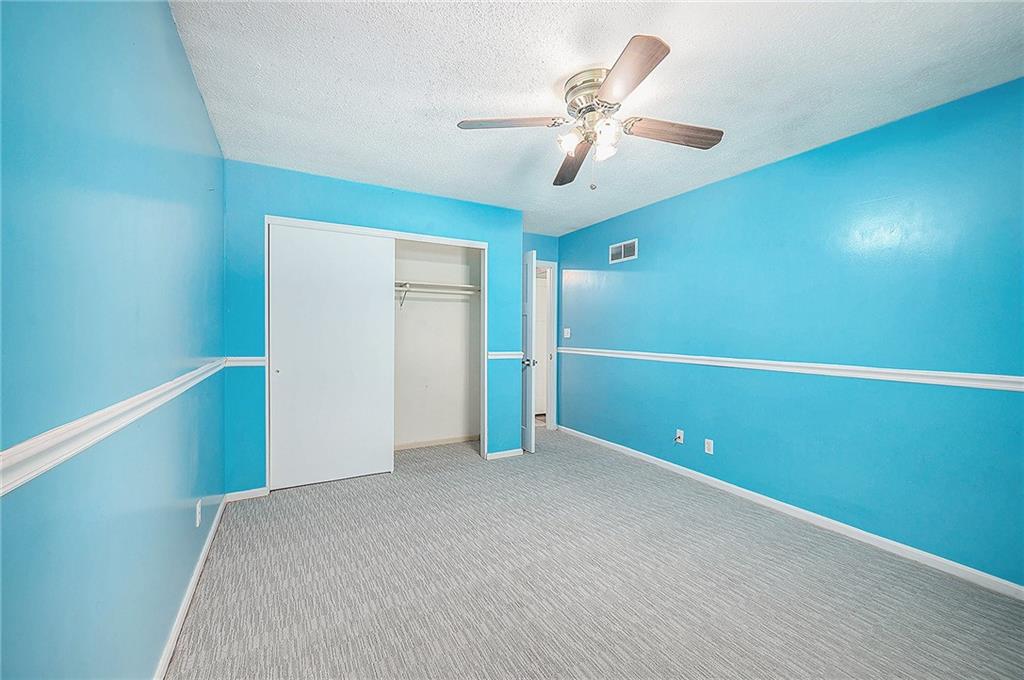 1600 NE 49th Terrace