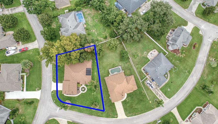 10537 Versailles Boulevard