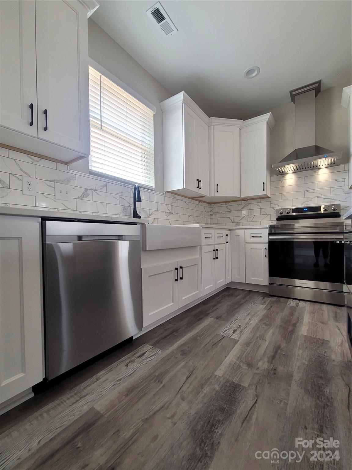 27687 Taylor Lane