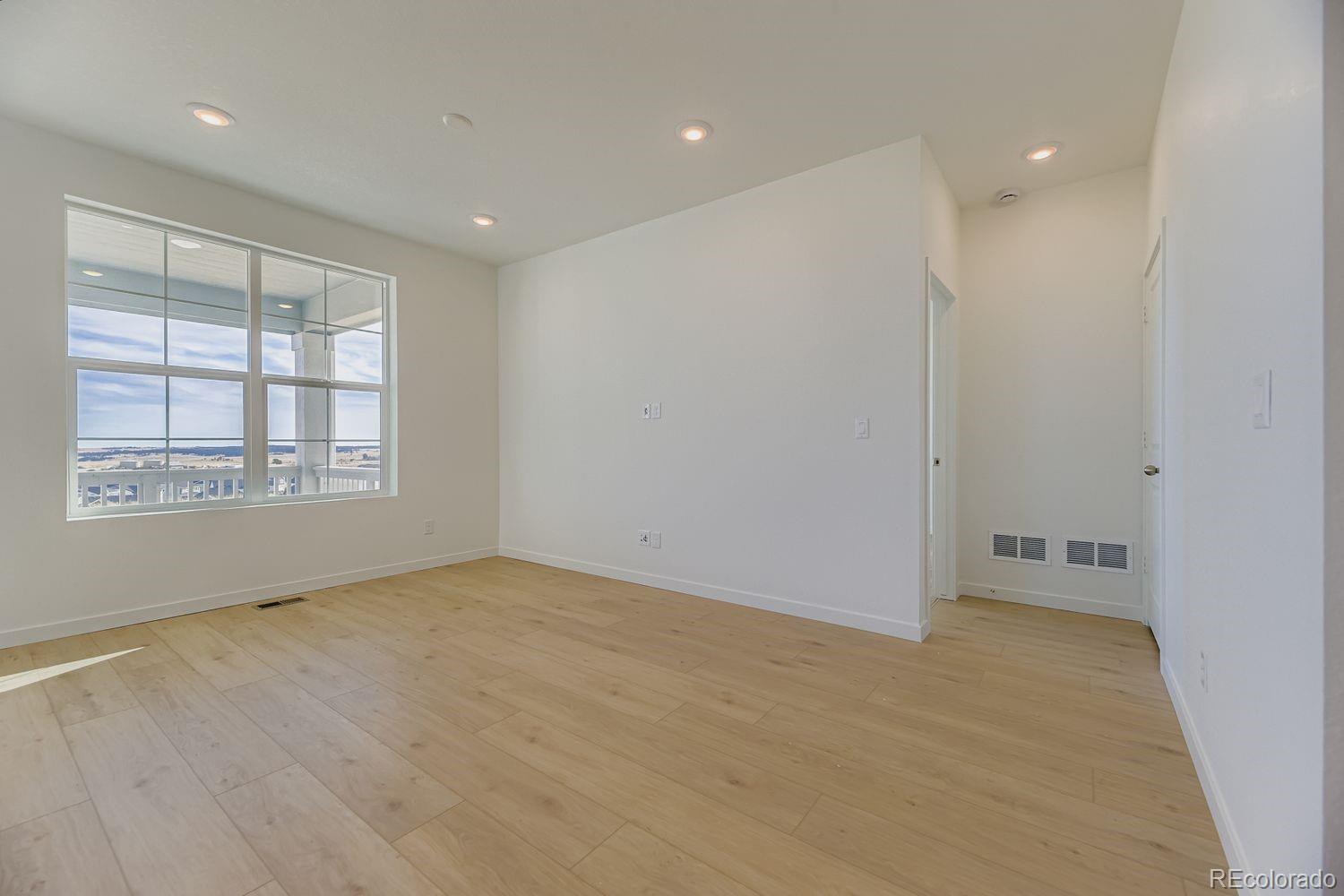 39828 Bradley Street