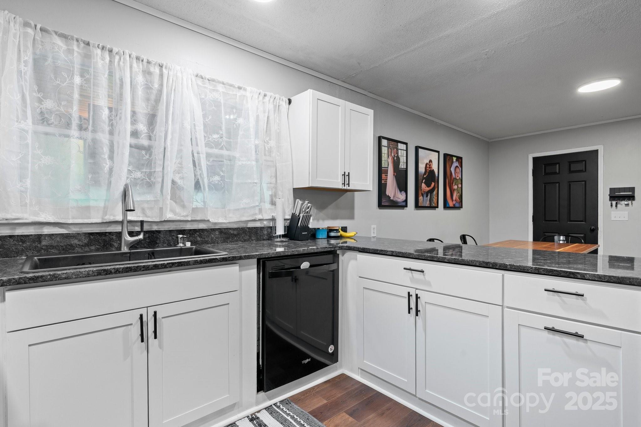 1560 Lafayette Avenue