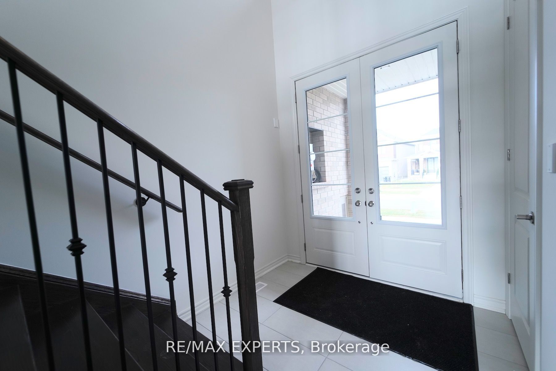 18 Mayapple St