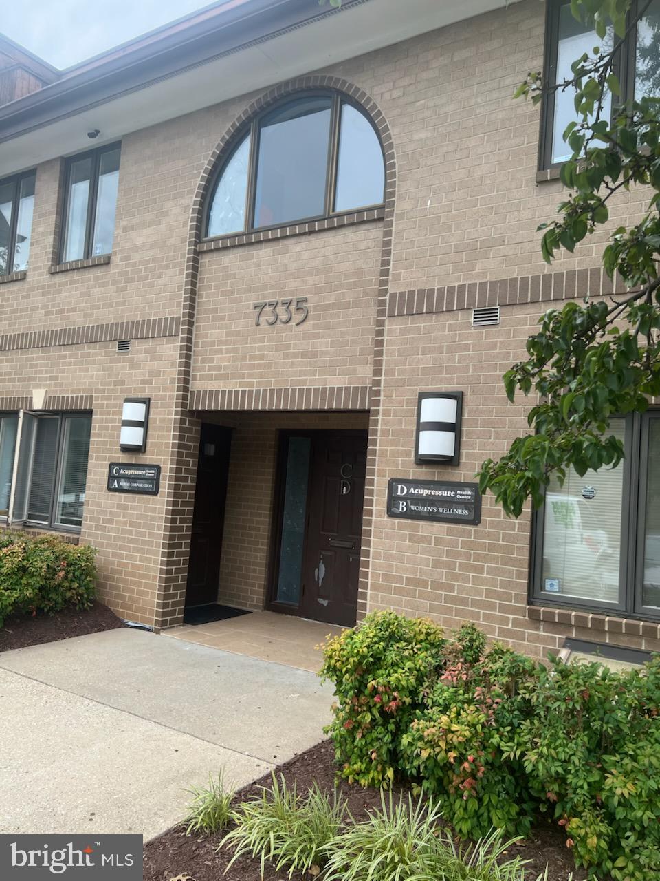 7335 Hanover