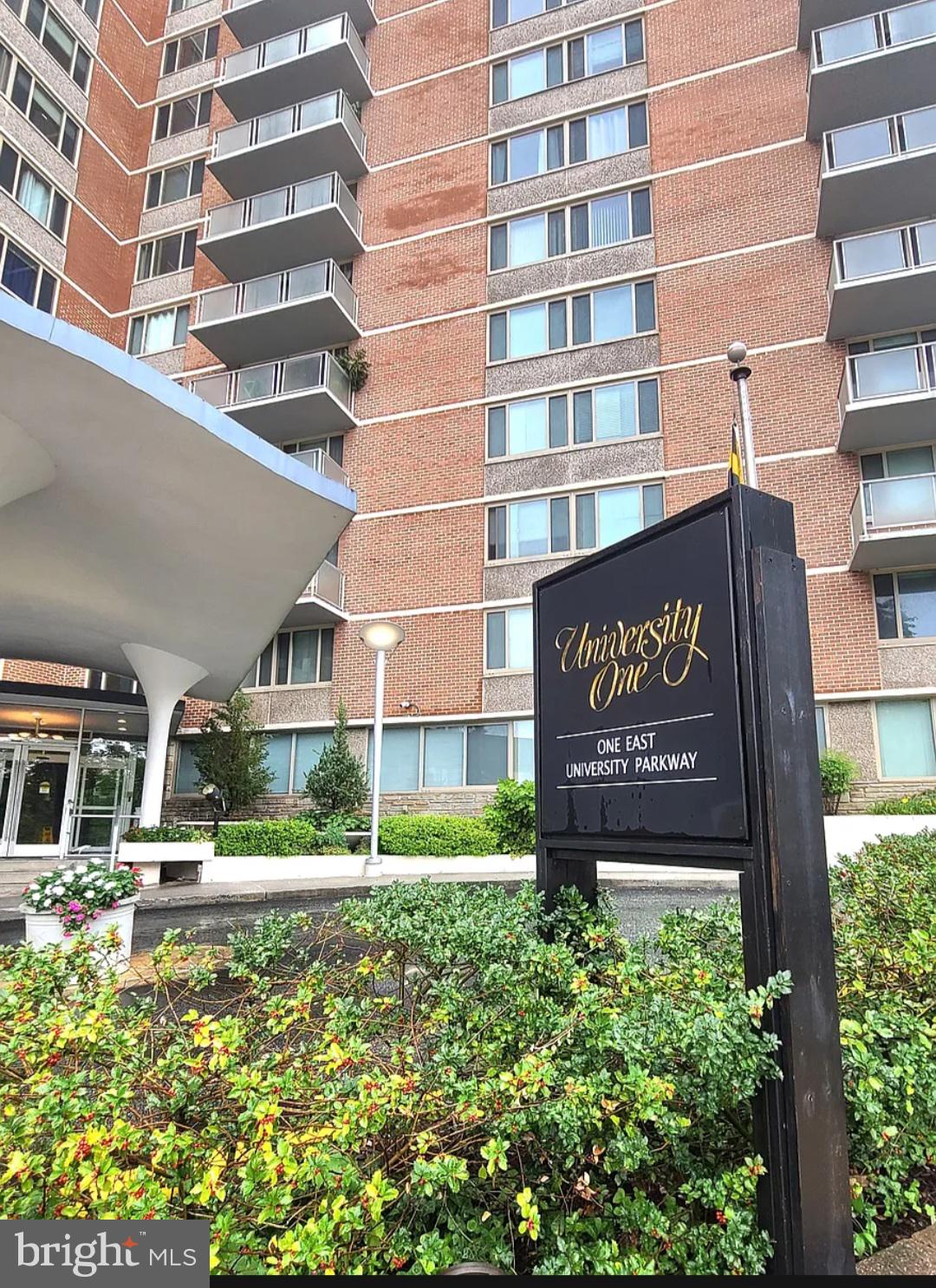 Free JHU bus lines. Overlooking homewood campus. Heating/cooling and water/hotwater are included in the condo fee. Pool, fitness room, study/meeting room in the biulding.