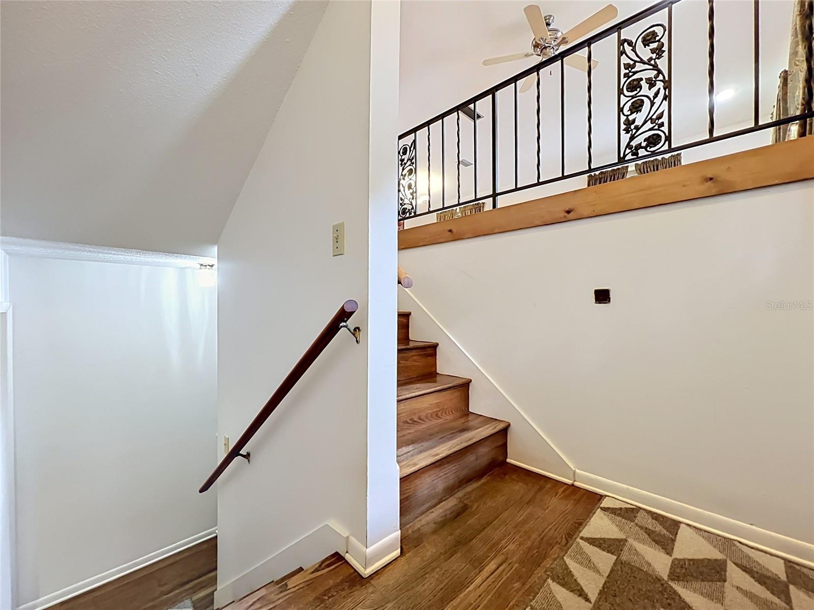 1511 Glastonberry Road