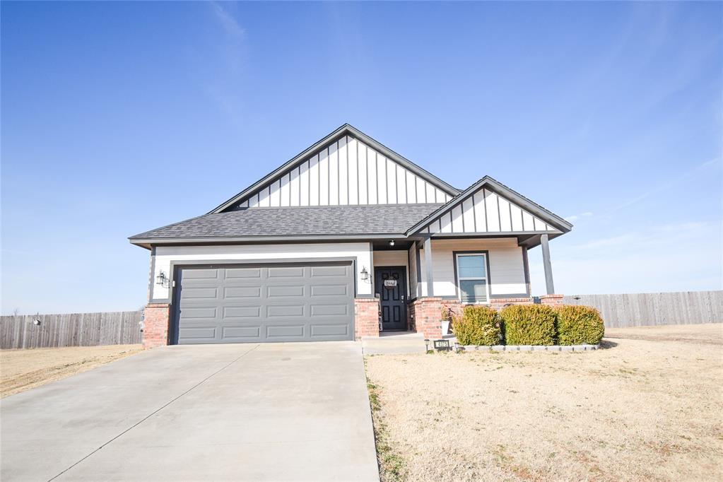 Beautiful 3 - bedroom , 3 - bathroom home located in a highly sought after school district and a quiet, well-established neighborhood. This home offers a peace of mind with a new roof installed in August with upgraded shingles, and the septic system was recently pumped. Situated in a fantastic area minutes away from schools, dinning, and shopping! Enjoy the comfort of a great location offering both privacy and convenience. A must see!