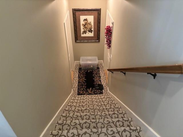 2807 SW Summer Creek Court