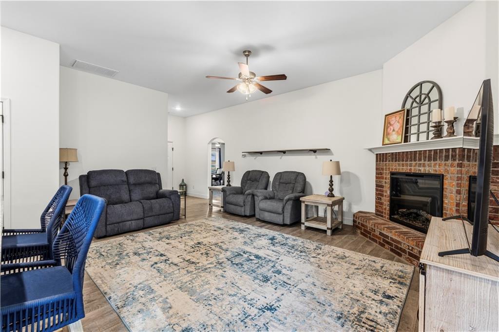 337 Sidney Lane
