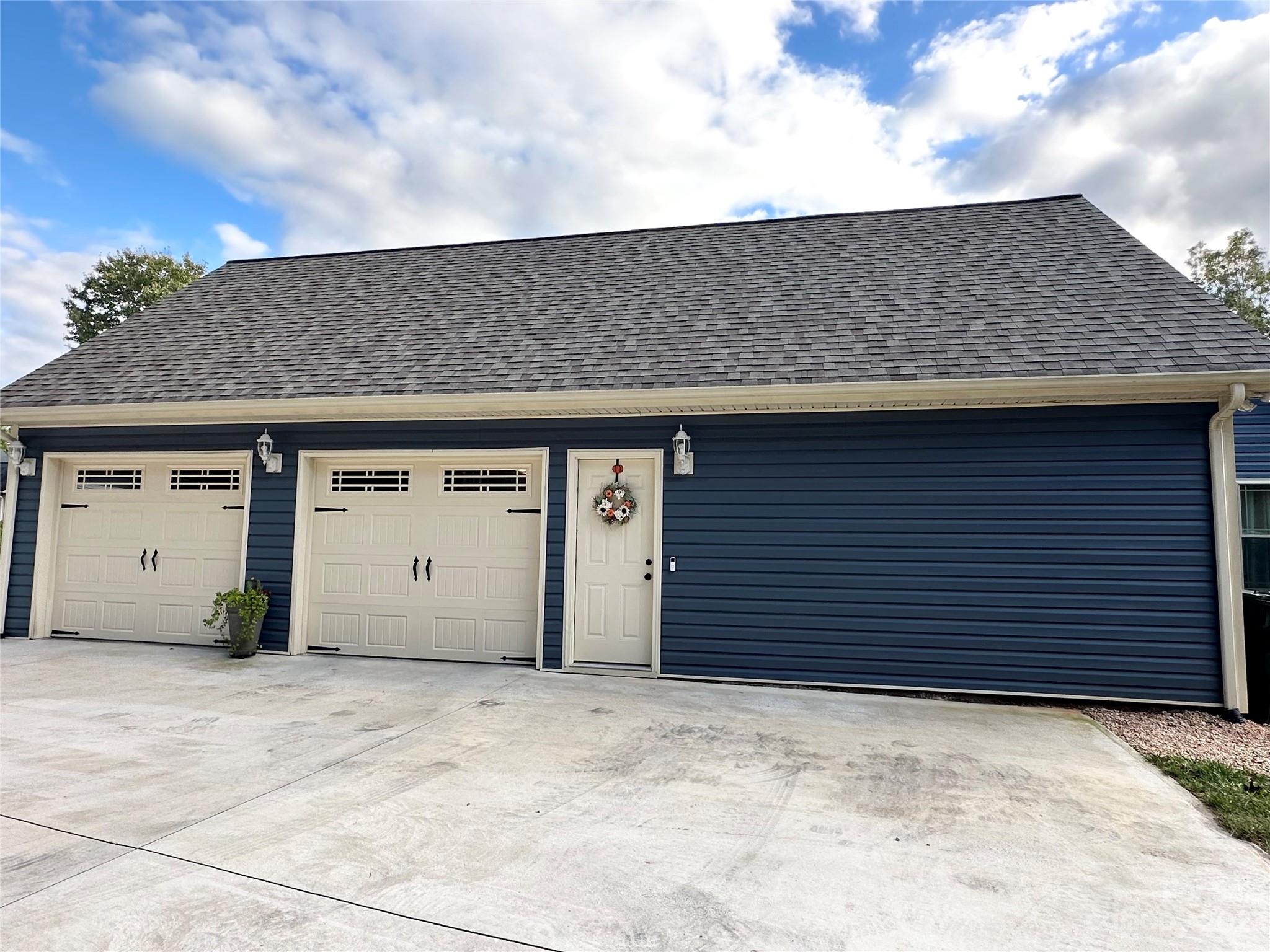 141 Deer Ridge Drive