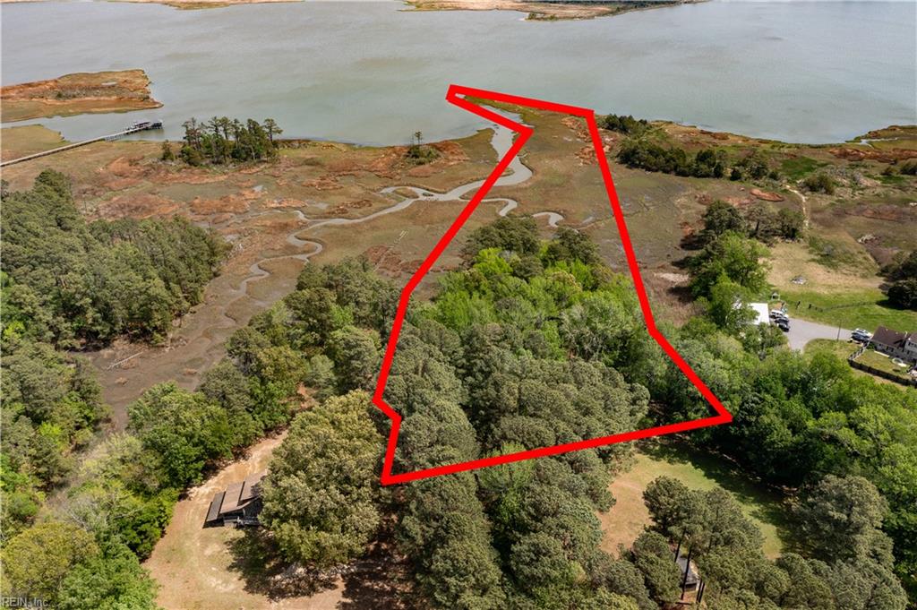 9 Bay Farm Road