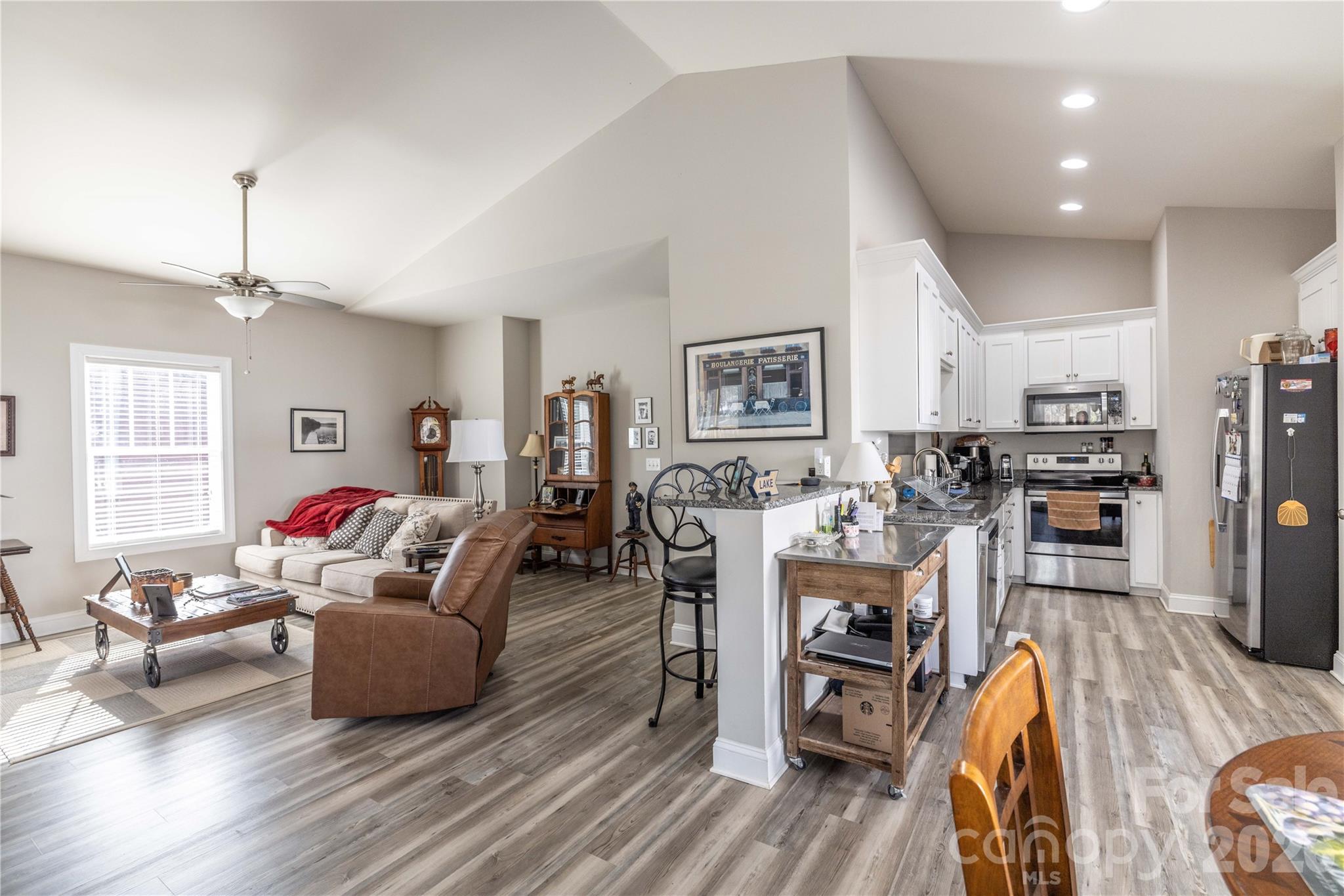 194 Hattaway Circle