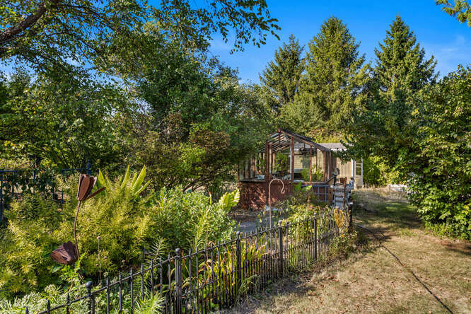 1174 County Road 2500