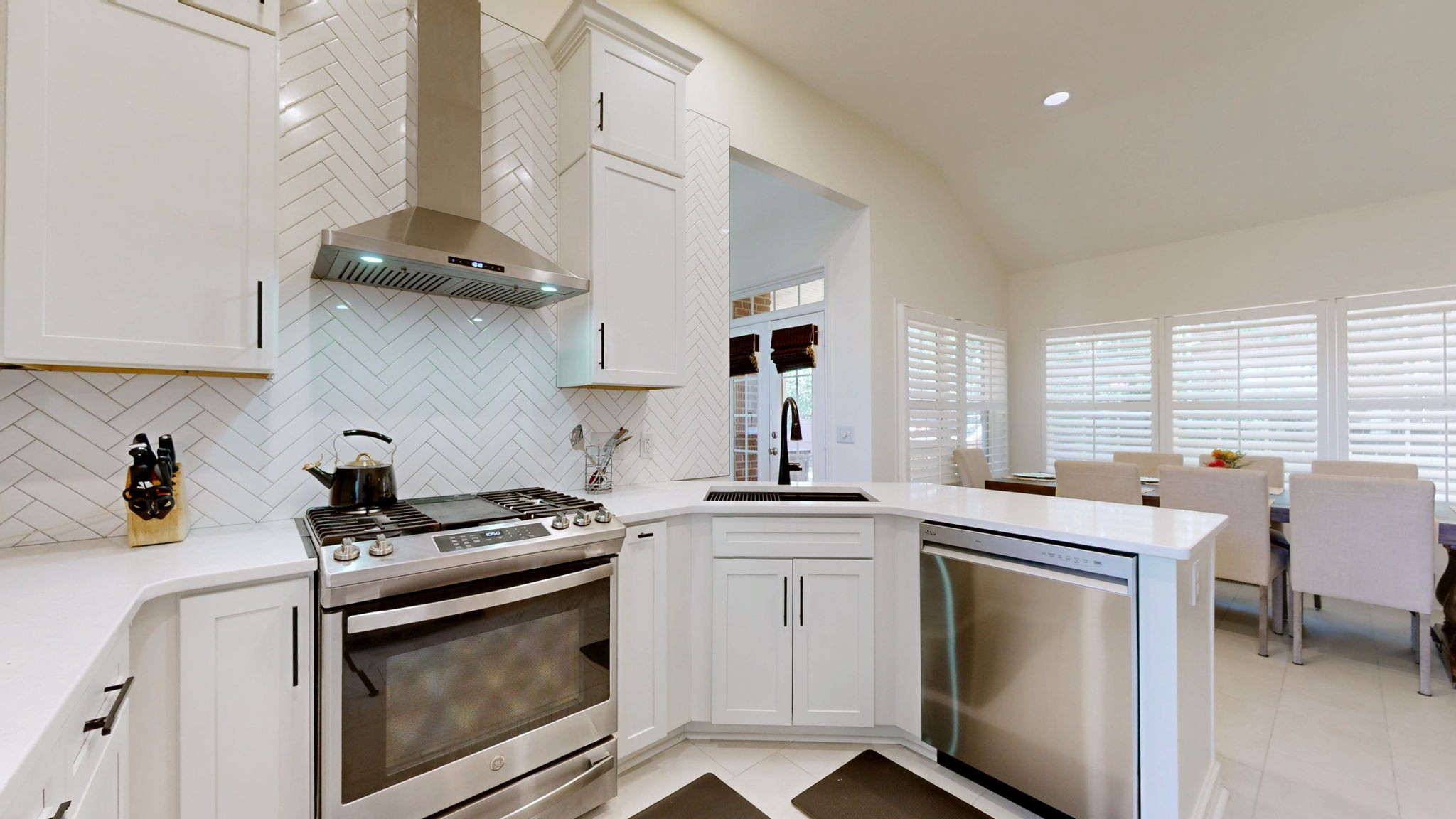 1016 Tulip Blossom Dr