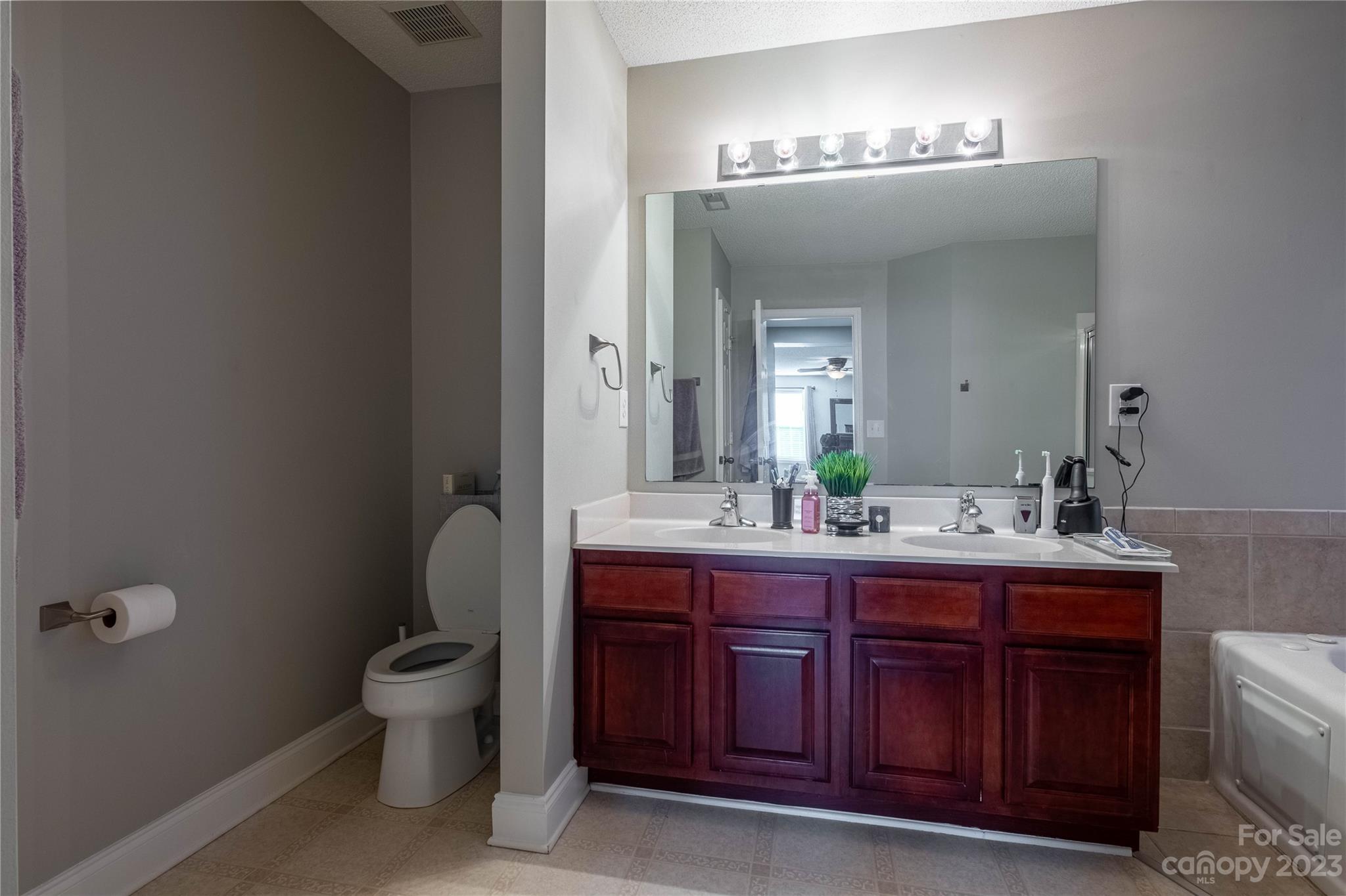 7834 Cornflower Commons Drive