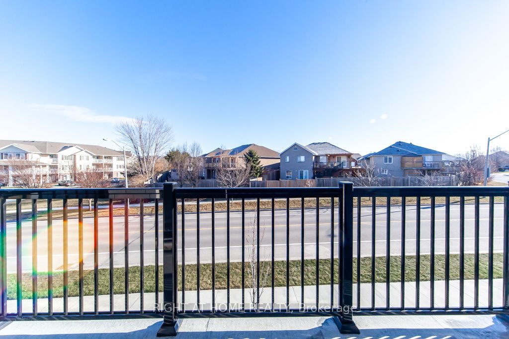 160 Densmore Rd 2104