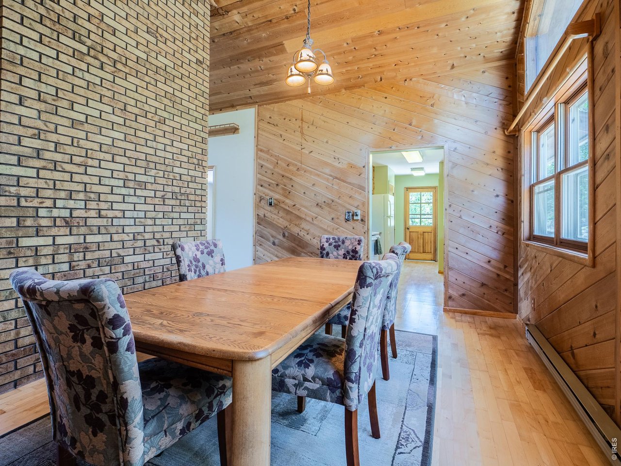 1847 Shoshoni Dr