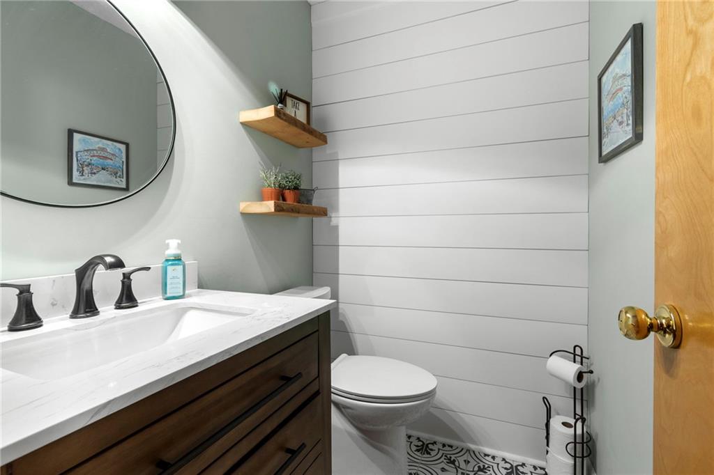 4000 NE 61st Terrace