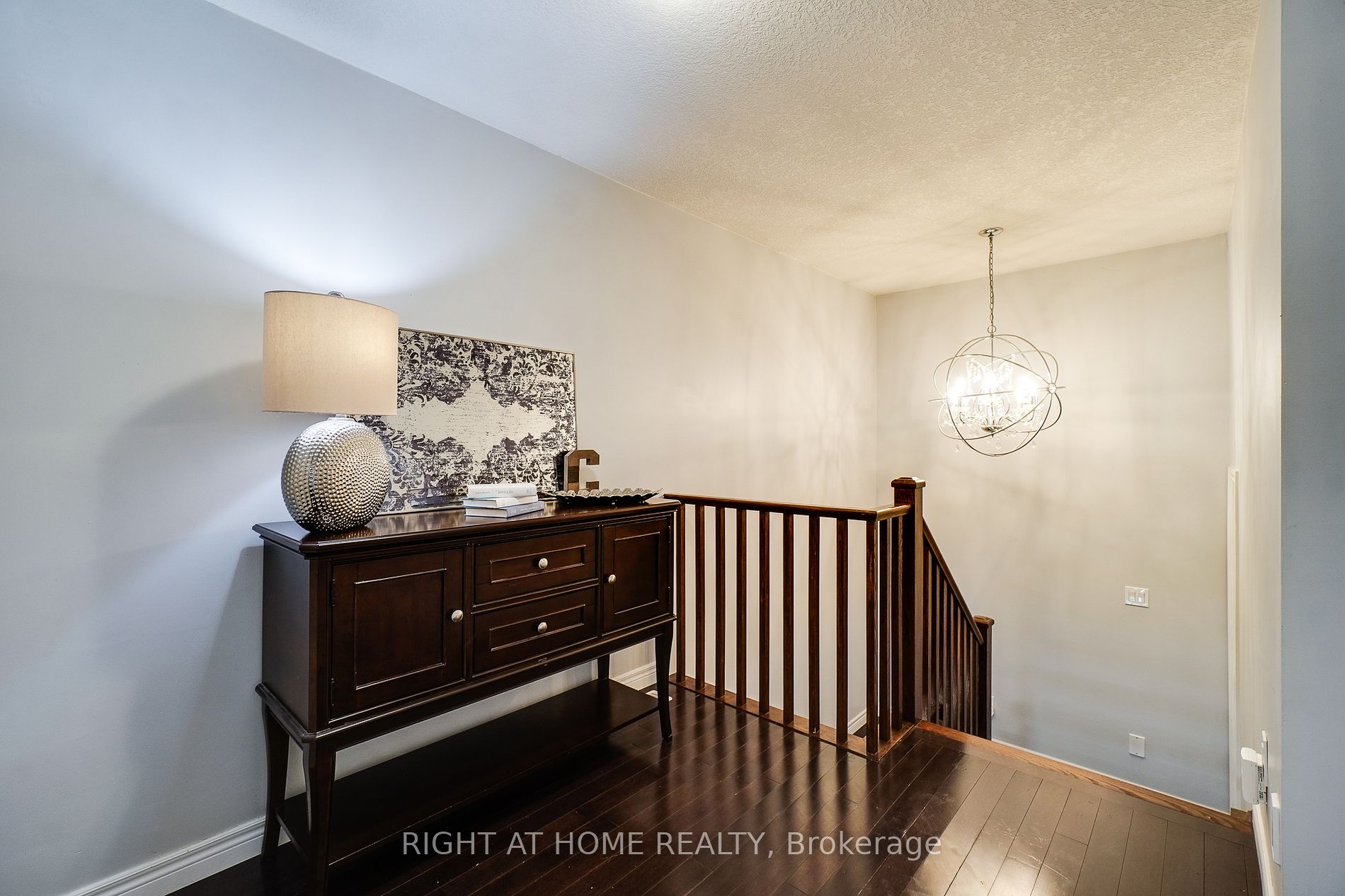 70 Highgate Dr 12