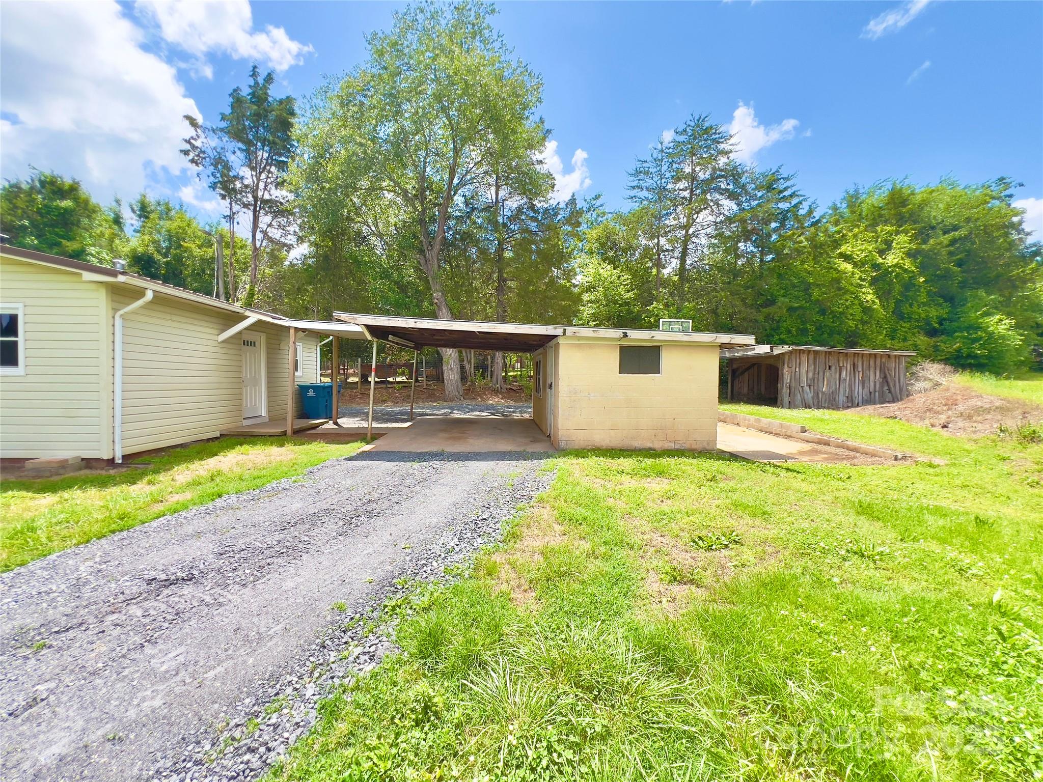 2482 E Nc 10 Highway