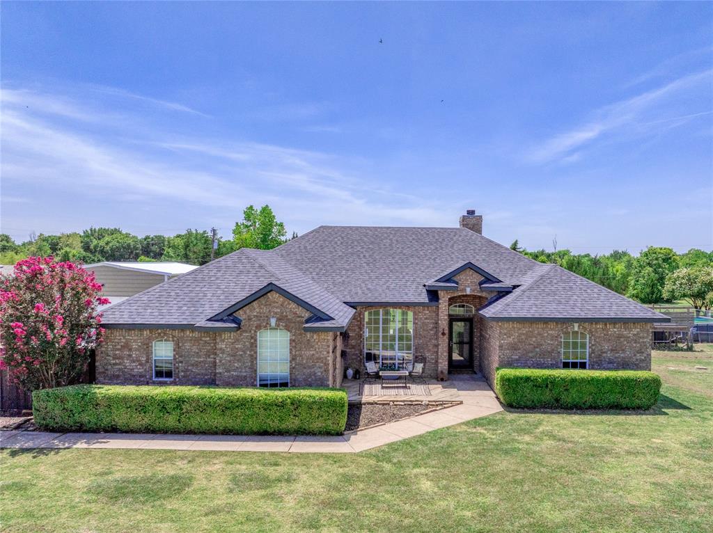 735 Meadowview Circle