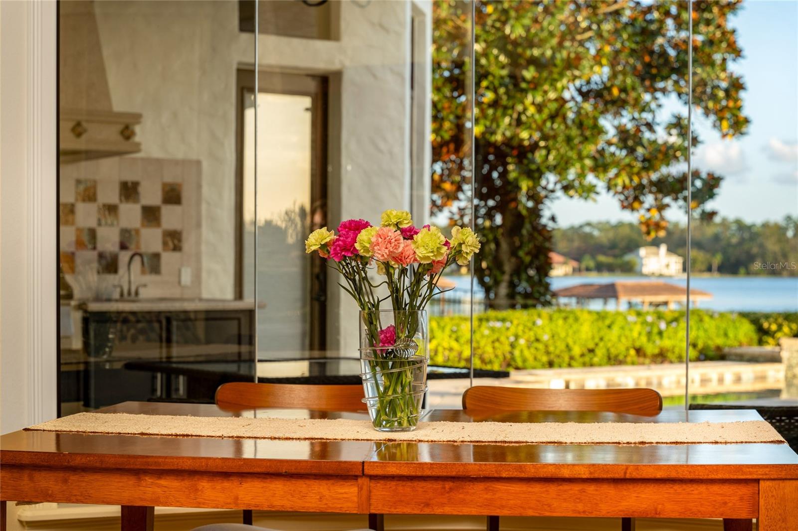 14616 Avenue Of The Rushes