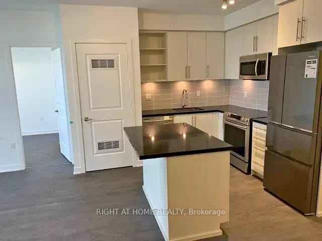 4699 Glen Erin Dr 1010