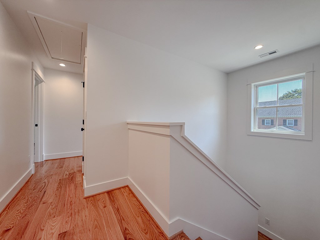 714 Monroe Ave 32